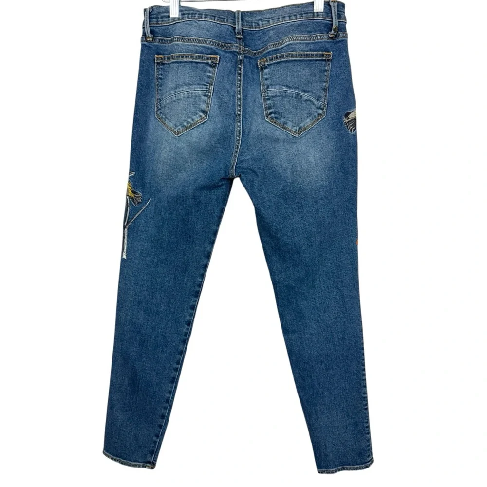 Driftwood Jackie Embroidered Jeans Birds Floral Women's 28 - Picture 2 of 7